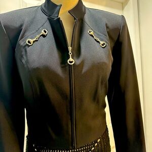 Black crop zip up jacket, long sleeves